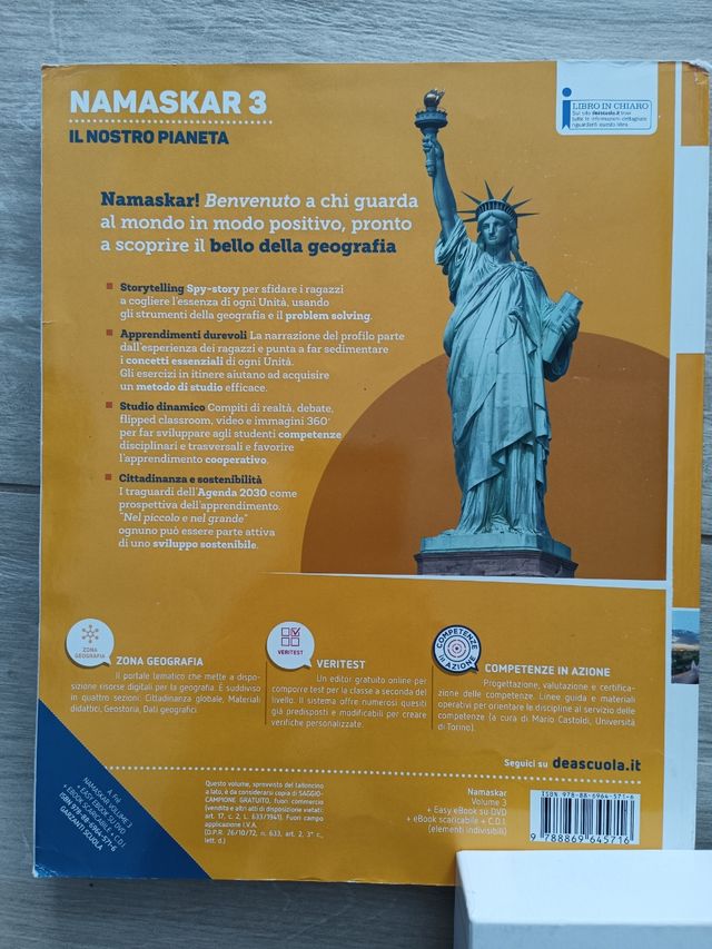 Namaskar 1, 2, 3 e 2030 per la scuola media