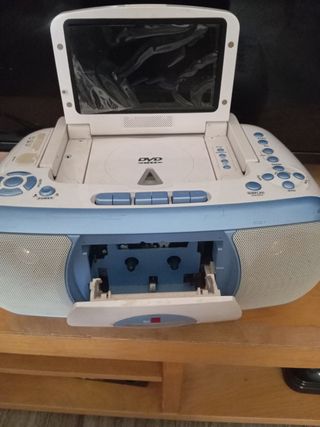 Radio Portátil DVD - Azul y Blanca