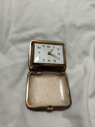 Reloj despertador MEIKO dorado