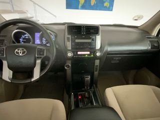 Toyota Land Cruiser 150 2013
