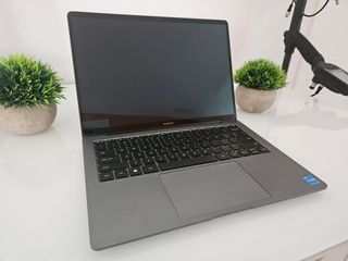 Xiaomi 14" Portátil 2022 OLED Táctil