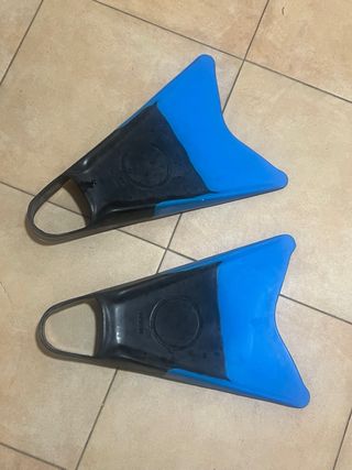 Aletas natación - Buceo - Wind surf con tabla 