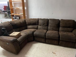 Sofá rinconero marrón URGE VENTA