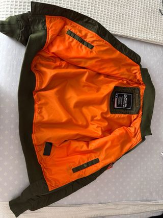 Chaqueta bomber verde militar