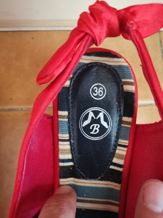 Sandalias mujer rojas cuña