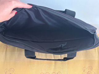 Funda/Maletín para portátil Trust – 40x32x6 cm