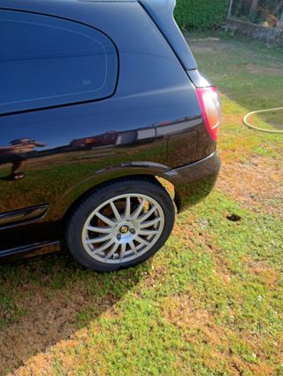 Nissan Almera 2005