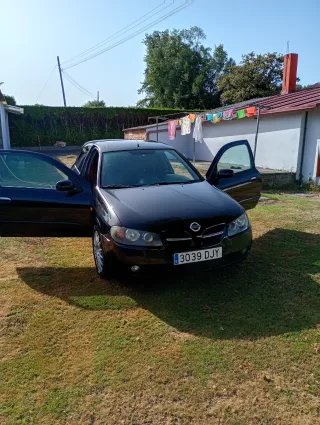 Nissan Almera 2005
