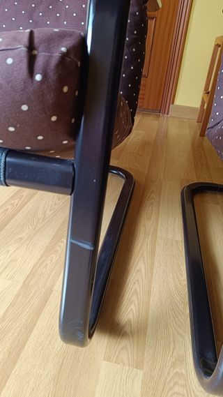 2 Butacas Marrón oscuro (las 2 incluidas en el €)