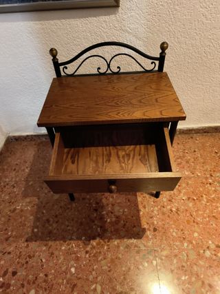Mesita noche hierro-madera
