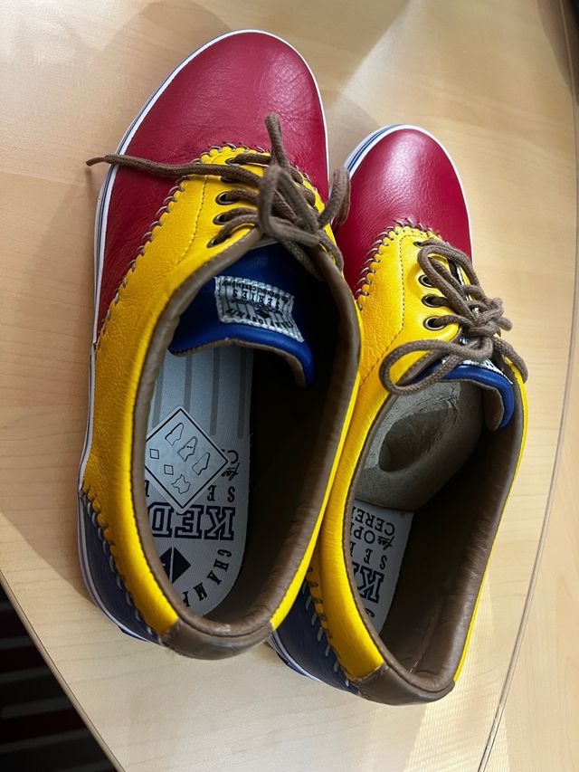 KEDS Oxford 42,5 - Rojas y Amarillas