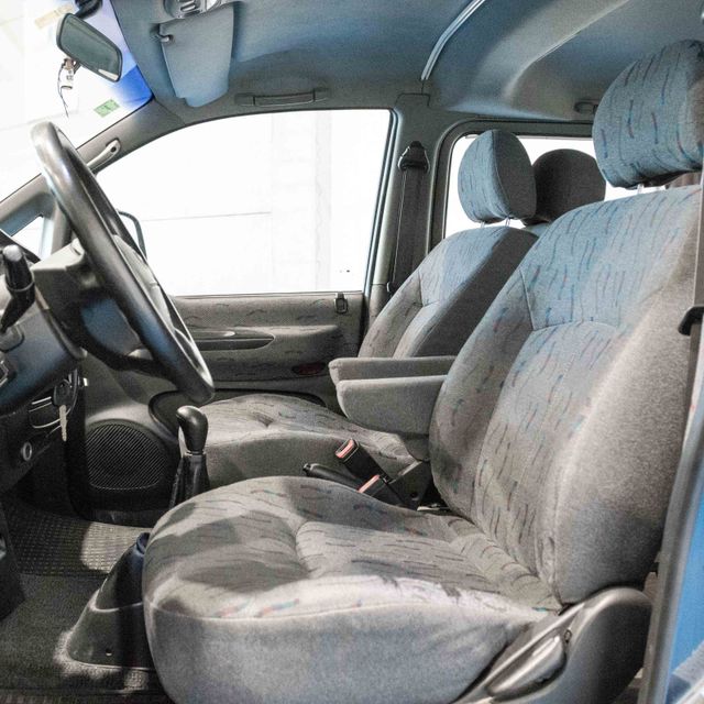Hyundai H-1 1999