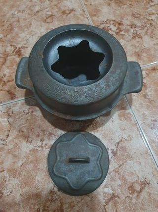 Olla hierro fundido antigua