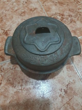 Olla hierro fundido antigua
