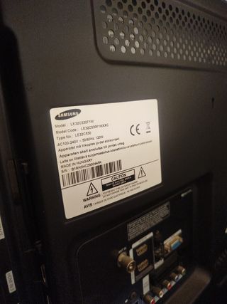 TV Samsung 32" negra