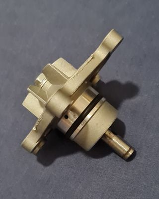 Bomba agua Hyosung Aquila GV650