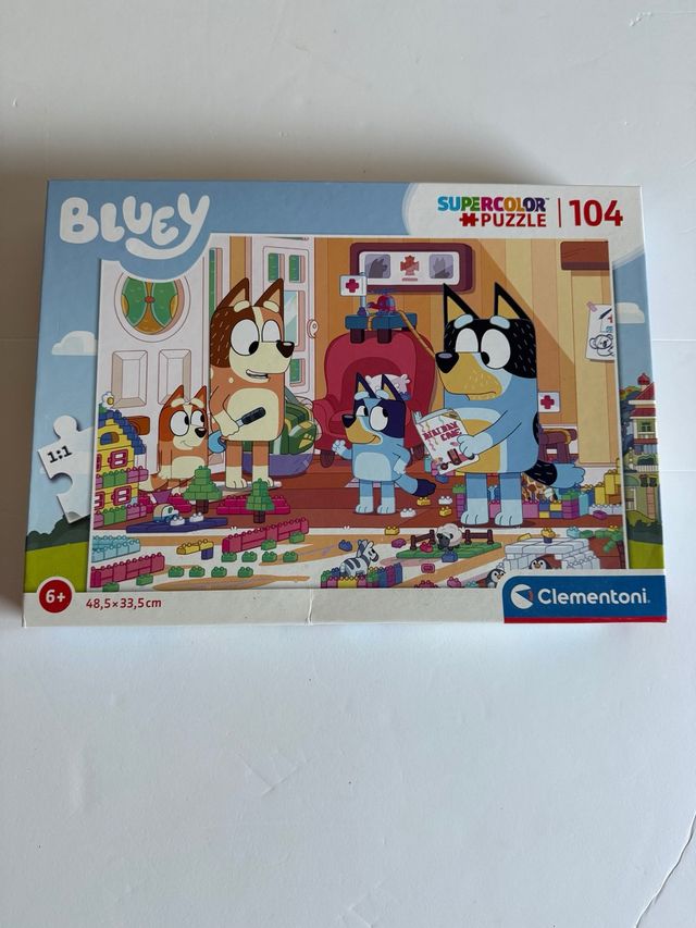 Puzzle Bluey Clementoni 104 piezas