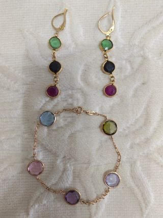 Pulsera y pendientes multicolor 