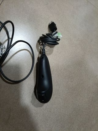 2 Mandos Wii - Negro y Blanco