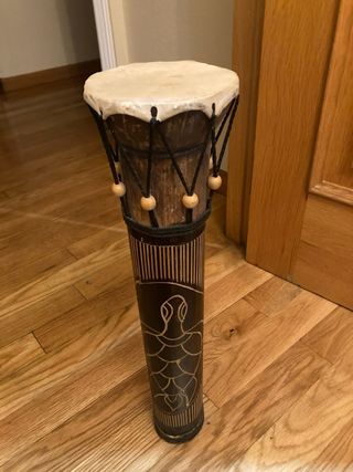 Tambor tribal artesanal