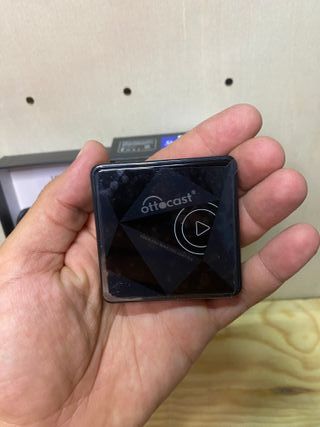 Adaptador inalámbrico CarPlay Ottocast