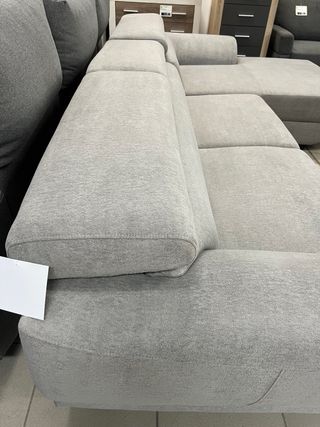 Sofá chaise longue gris