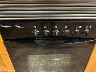 Placa vitrocerámica Aspes Ideal y horno