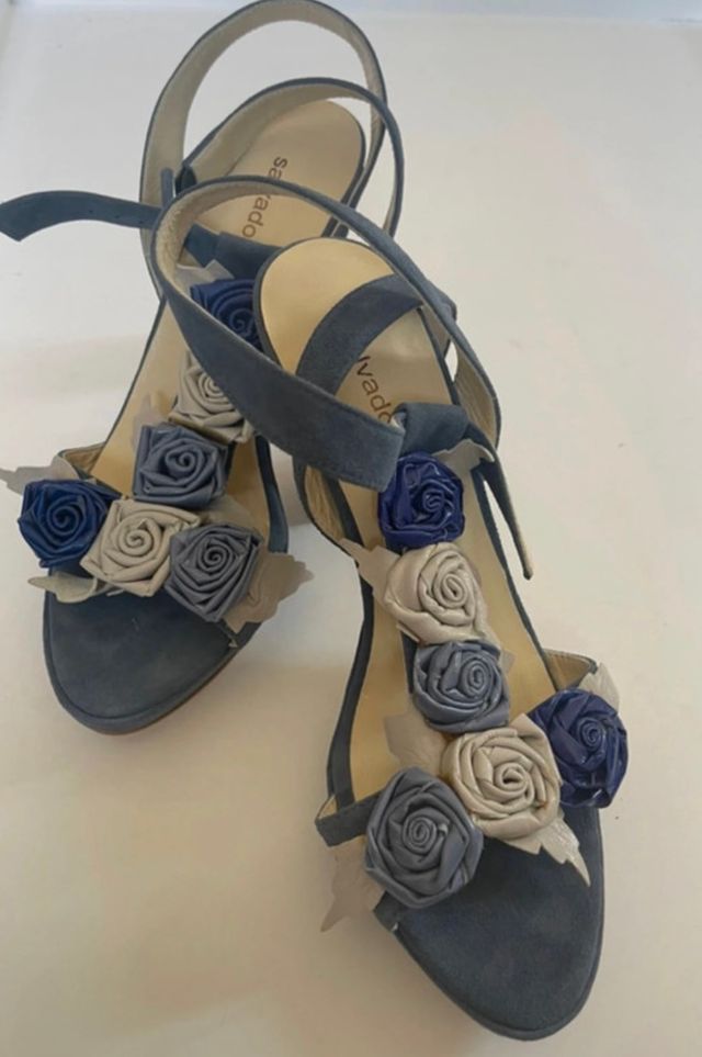 Sandalias azules Salvador Sapena