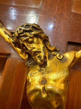 Crucifijo antiguo de pared