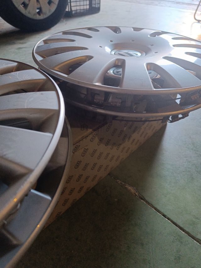 4 Tapacubos VW 16"