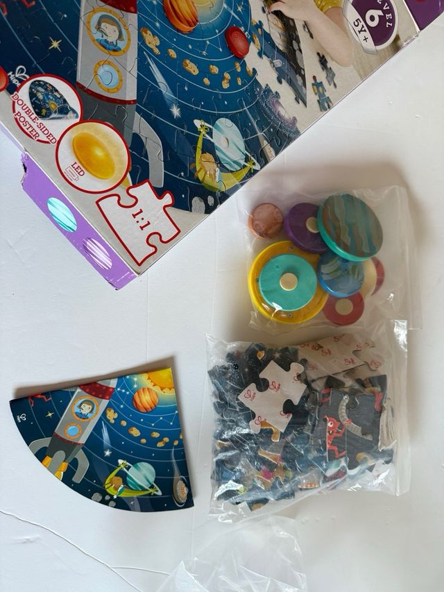 Puzzle Solar Hape 102pzas LED