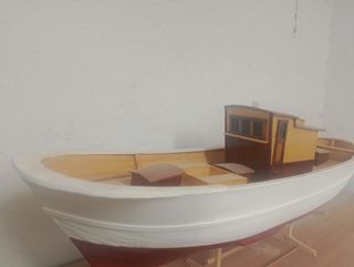 Maqueta barco pescador