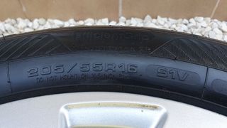 Llanta + Neumático GOODYEAR 16" Megane IV
