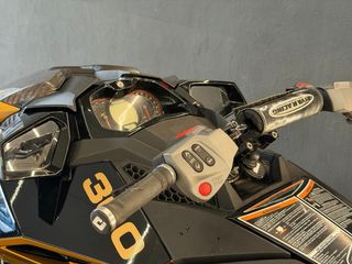 MOTO AGUA SEADDOO RXP 300 ¡ NUEVA !