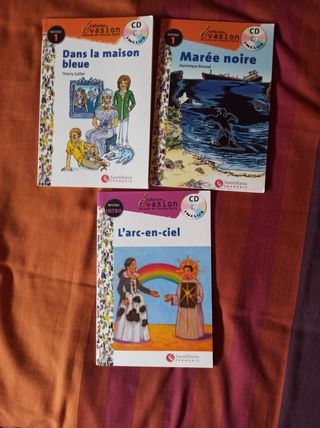 Libros para estudiantes en frances+ CD. 12€ lote. 
