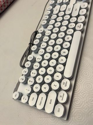 Teclado K600