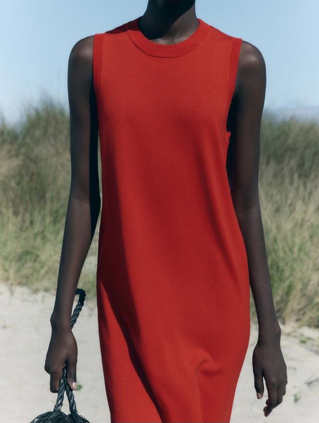 Vestido midi rojo de punto