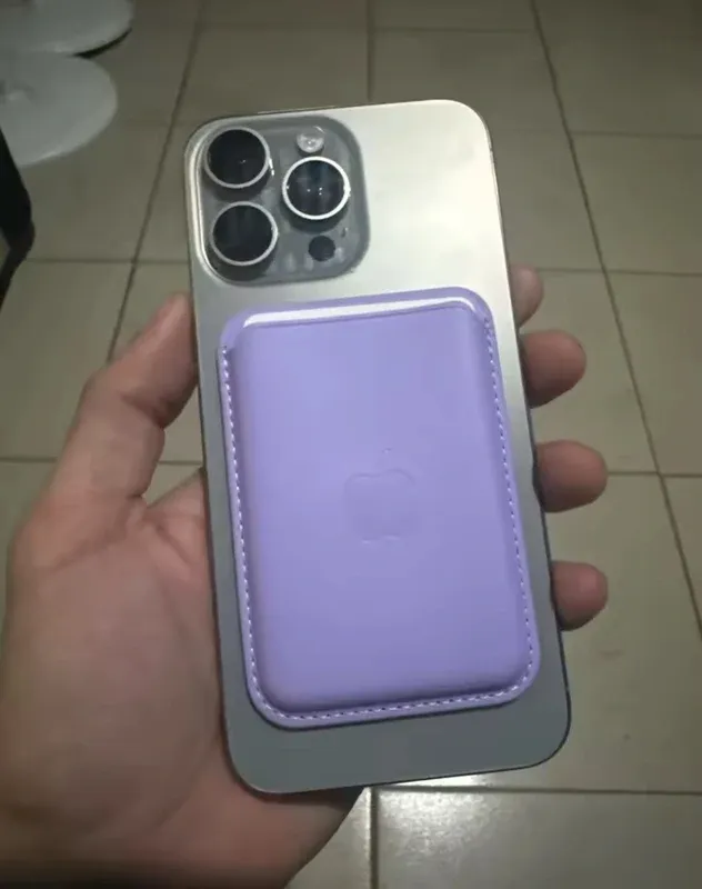 Funda de cuero magnética - Apple Magsafe