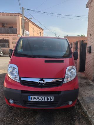 Opel Vivaro 2012