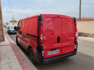 Opel Vivaro 2012
