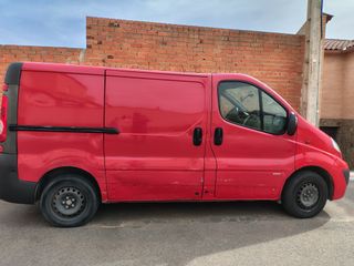 Opel Vivaro 2012