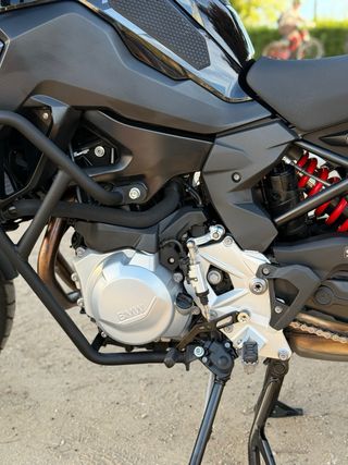 BMW F 750 GS - Triple Black en perfecto año 2023