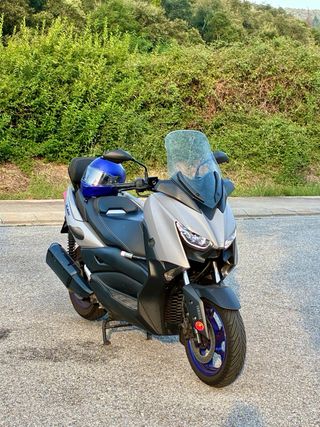 Yamaha XMAX 300