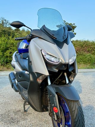 Yamaha XMAX 300