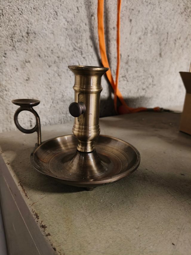 Candelabro bronce antiguo