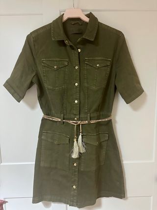 Vestido camisero verde militar