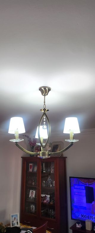 Lámpara 3 luces dorada - Moderna