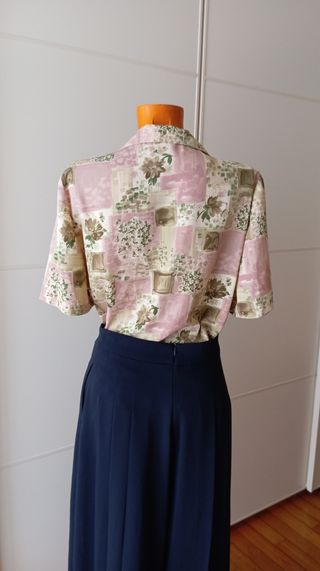 Blusa vintage. Verde y rosa. Nueva.