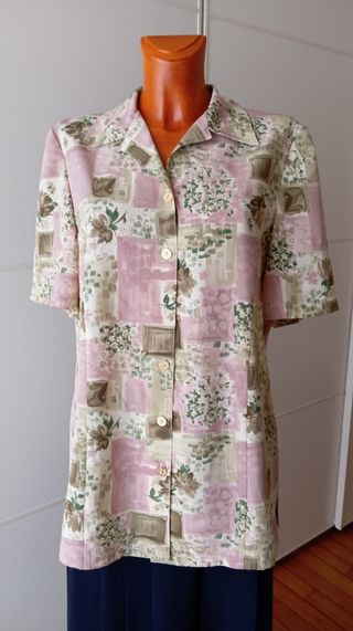 Blusa vintage. Verde y rosa. Nueva.