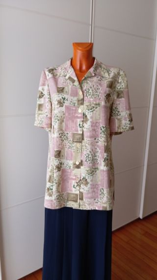 Blusa vintage. Verde y rosa. Nueva.